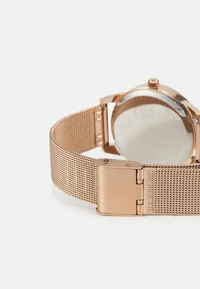 Back view of Even&Odd rose gold-tone watch and sliding clasp